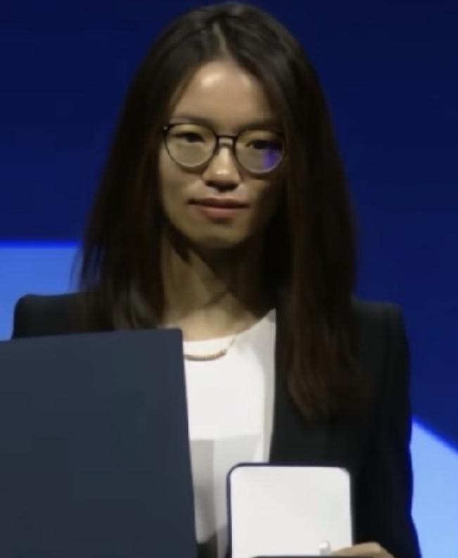 为什么王虹没有感谢北大的导师，这个问题在2026年7月23日之后突然