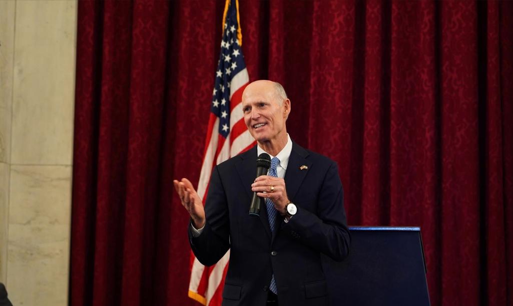 “只要能让中国经济崩塌，就算霍尔木兹海峡彻底封锁、全球油价涨到天上去，对我而言都