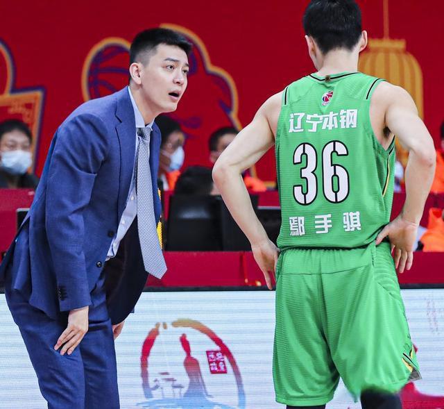 这话太直白了！中国男篮输给日本后，前CBA名将贺天举的一番话瞬间引爆舆论，他