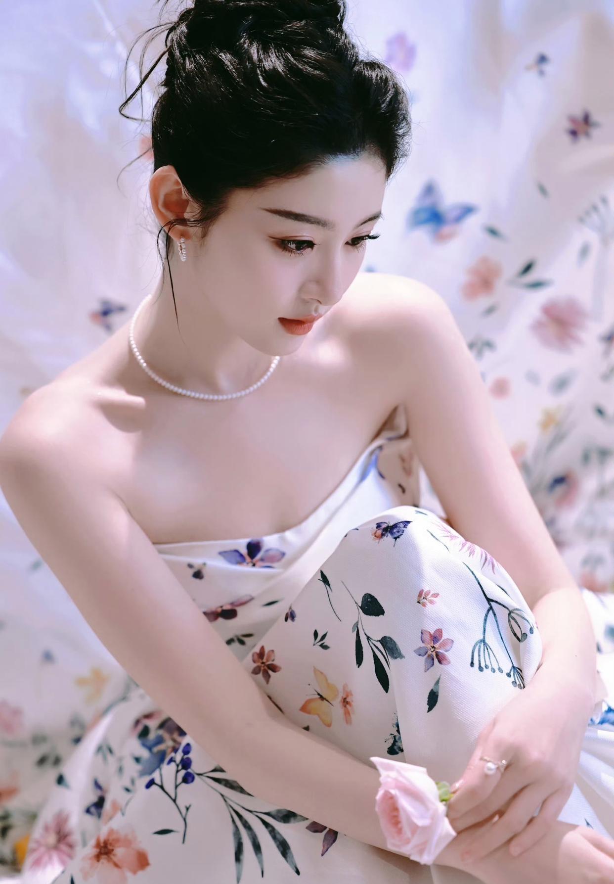 清澈如水！