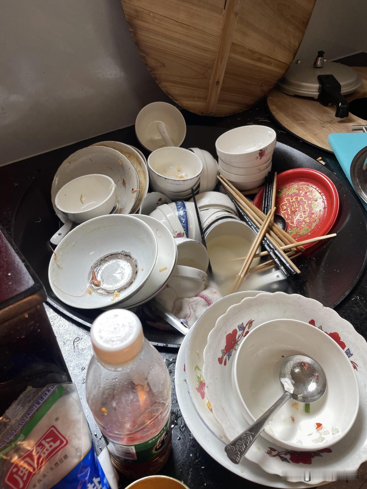 大过年因心疼我妈我泪如雨下😭这个春节是去妈妈家过的，去年他们家终于在村里盖了