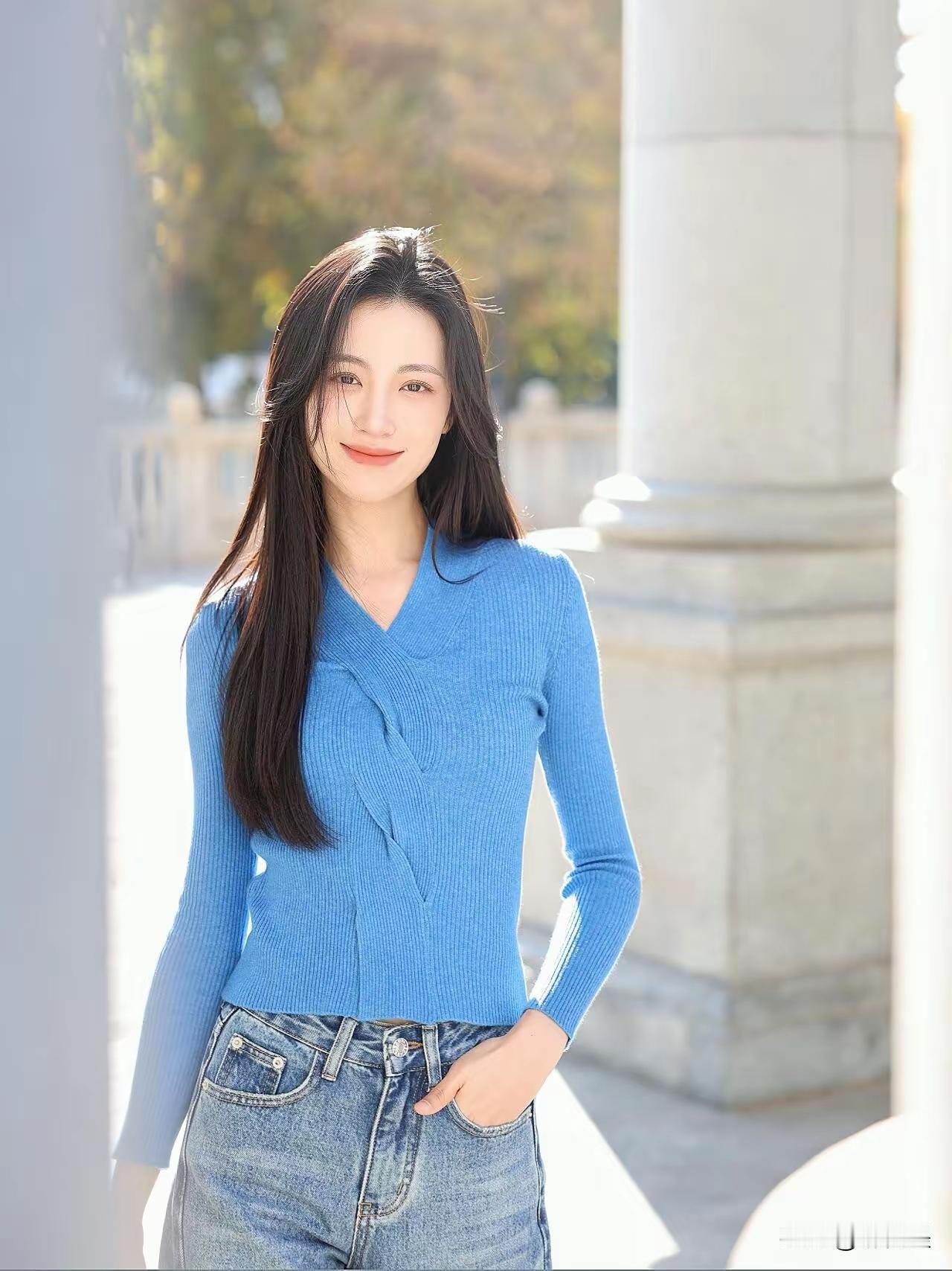 没有一朵花，一开始便是花，也没有一朵花到最后仍是花。时间会告诉我们，简单的喜欢最