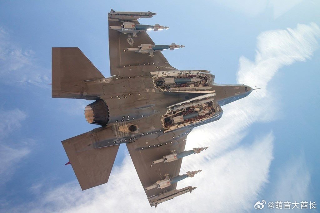 荷兰空军F-35战机在波兰上空击落俄军无人机，却用了价值280万美元的导