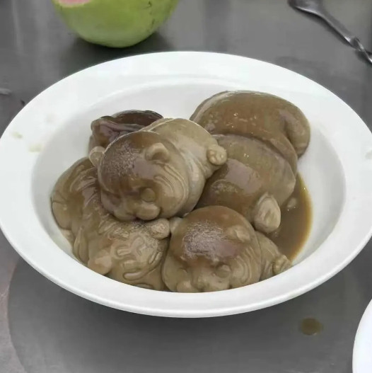 吓我一跳，我以为厨师把小奶狗给煮了