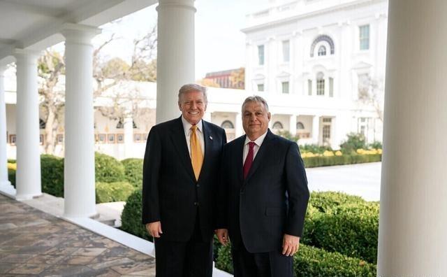 美国前总统奥巴马日前发文说：“匈牙利反对党昨日胜选，如同2023年波兰大选一样，