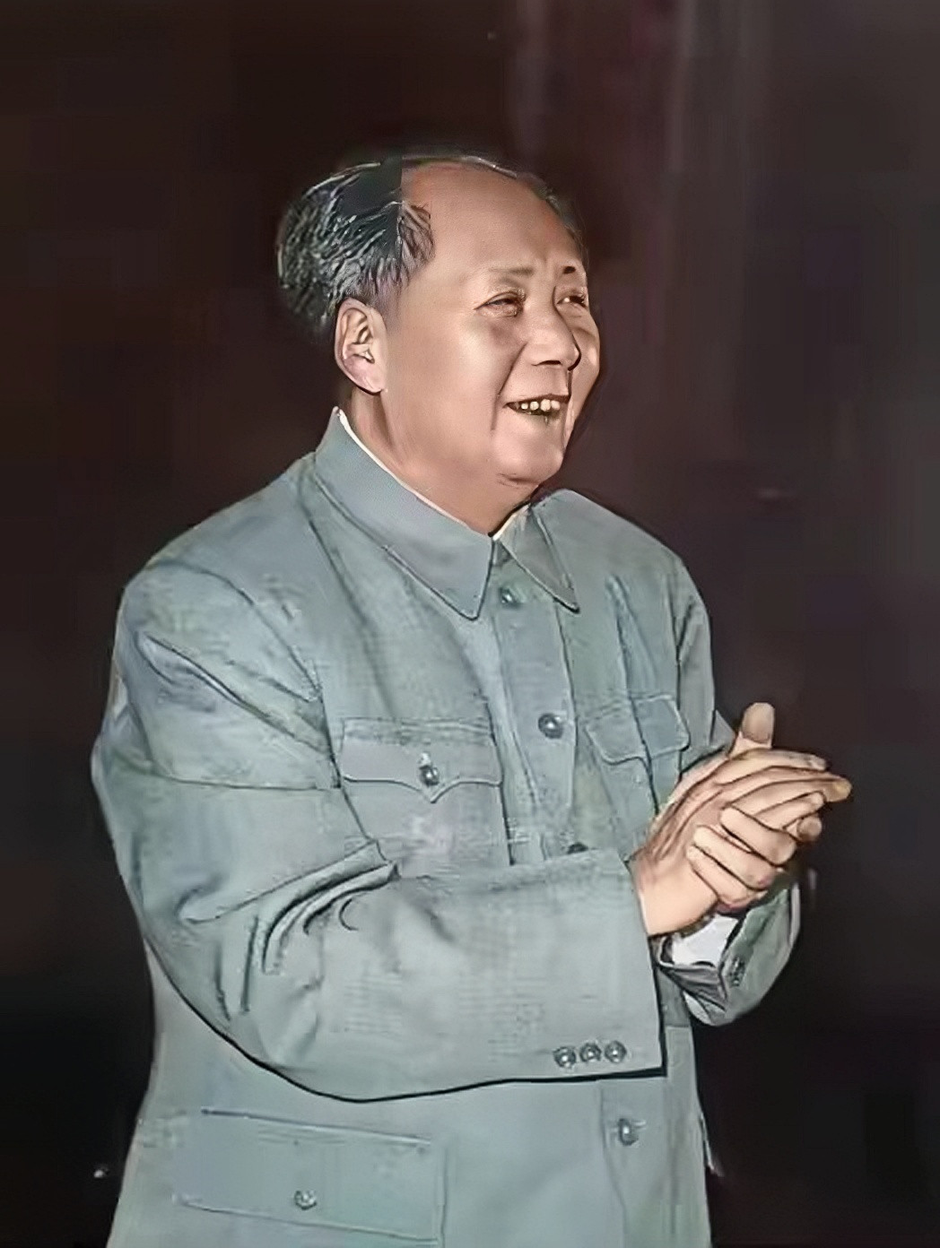 1950年3月1日，毛主席从苏联访问回国，专门在东北视察，发现了一些问题。毛主席