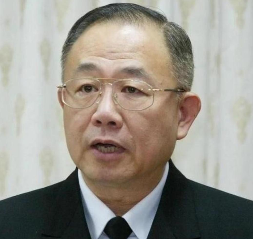 台军前司令陈永康一句话撕开遮羞布：大陆武统台湾，难的不是打不赢，而是战争本身太残
