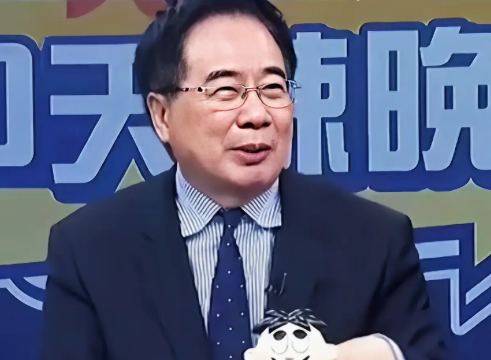 蔡正元重新解读两岸关系的变化蔡说：这几十年来中国大陆通过释放善意，两岸交流，经