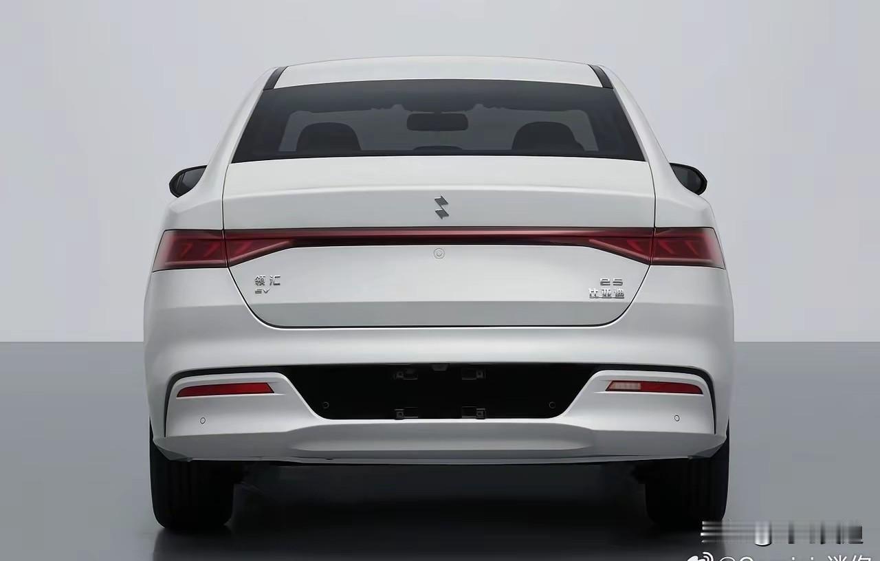 设计一个好看的标那么难吗，搞这些不伦不类的标，我真的服了！