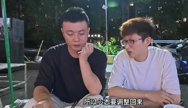 因为之前要接秋天回来，秋天爸爸把所有的排期和工作都推掉了，就是想好好陪陪孩子。