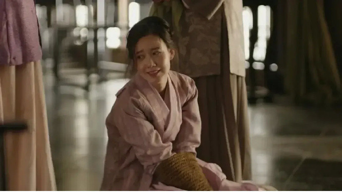 这是第一次觉的导演没有侮辱我的智商，关键这绑的也太结实了吧[捂脸哭]​​​​