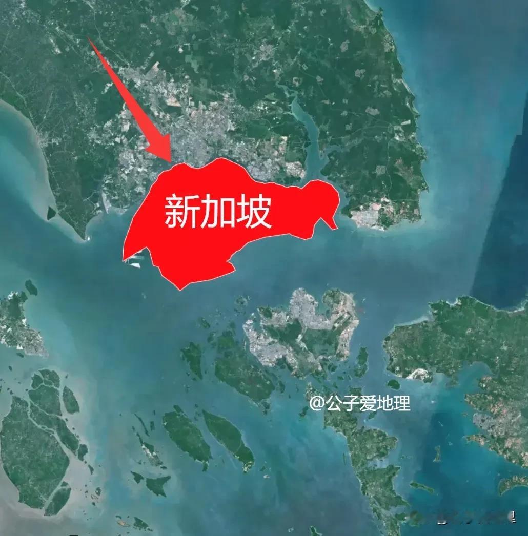 新加坡终于知道怕了，退居二线的李显龙，给自己的继任者敲响警钟！几天前，退居二