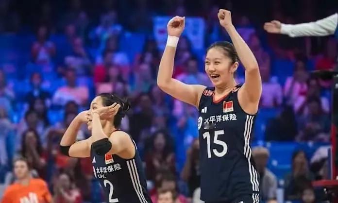 世界女排联赛进入最后冲刺阶段，本场比赛:1龚翔宇永远是最棒的，像个大姐姐，打球