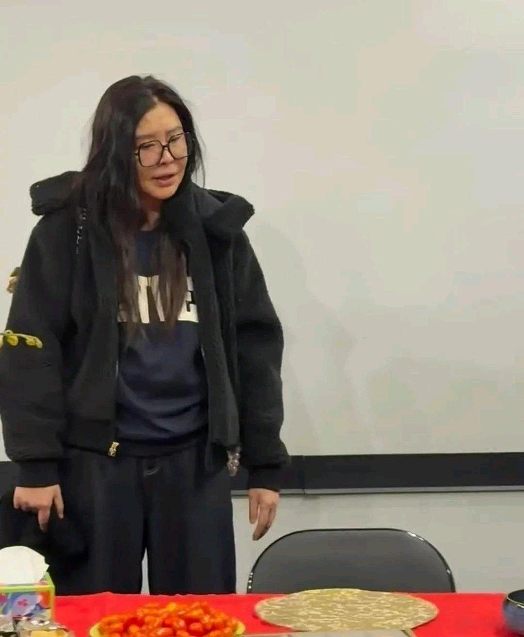 我的天！这不是王祖贤吗，怎么变成这样了？！​
