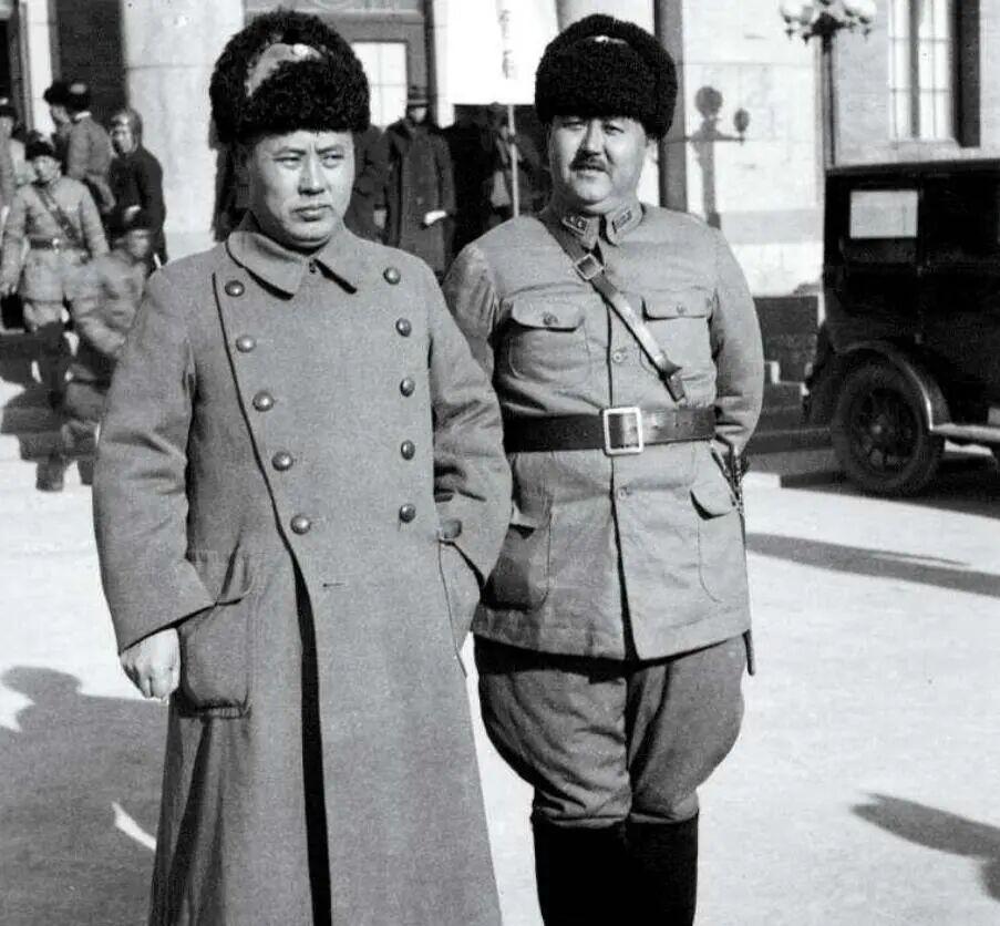 1939年冬，傅作义率3万大军奇袭包头，硬刚日军精锐毙敌3000！谁都没想到，