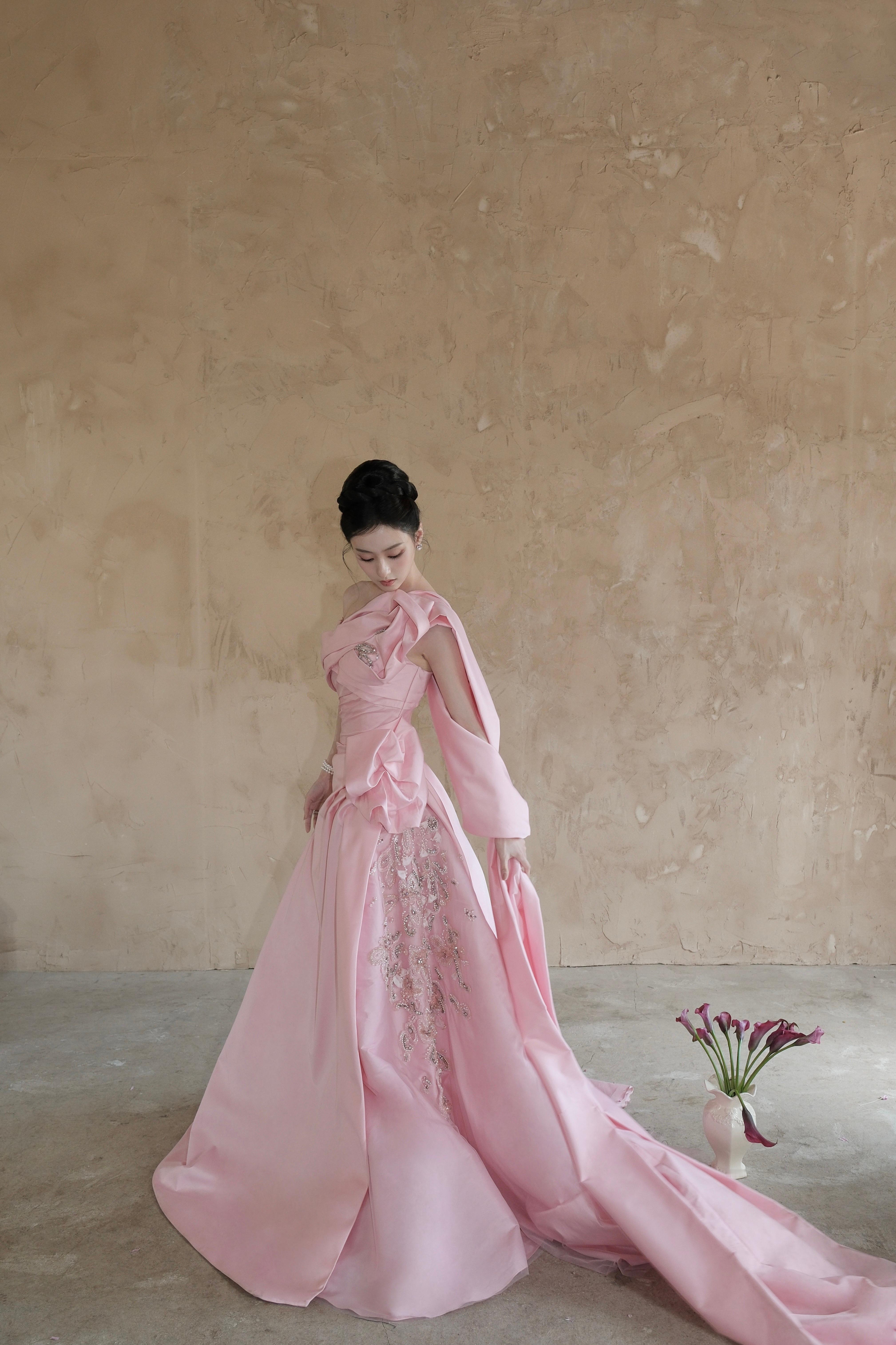 胡连馨在复制粘贴的时代，你是手写的诗