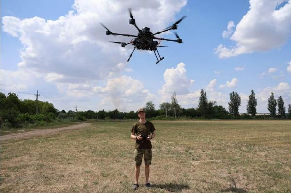 图文：乌克兰拦截无人机3月份摧毁了创记录的33000架俄军无人机乌克兰国防部