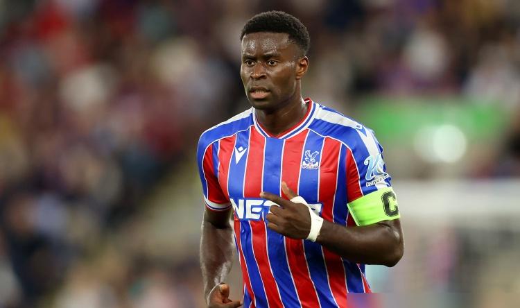 格伊放着6500万不要，偏要免签！水晶宫球迷现在估计肠子都悔青了，去年夏天纽卡拿