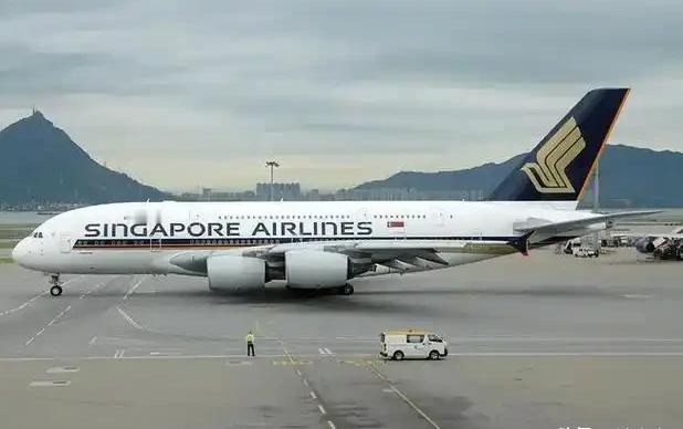国内的A380为何运营不下去？说白了，这机型从设计到市场都有硬伤，不光国内搞不定