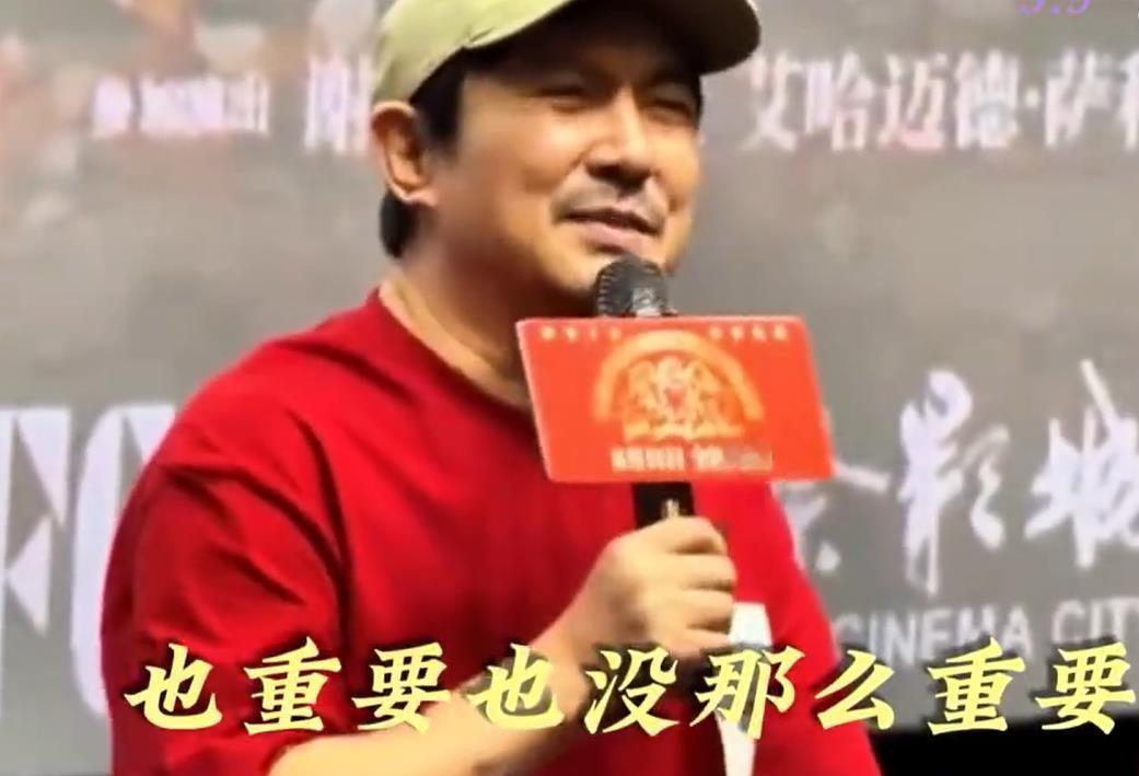 沈腾回应0影帝沈腾已经无咖可升“喜剧大神”沈腾在路演《欢迎来龙餐馆》时，地下粉