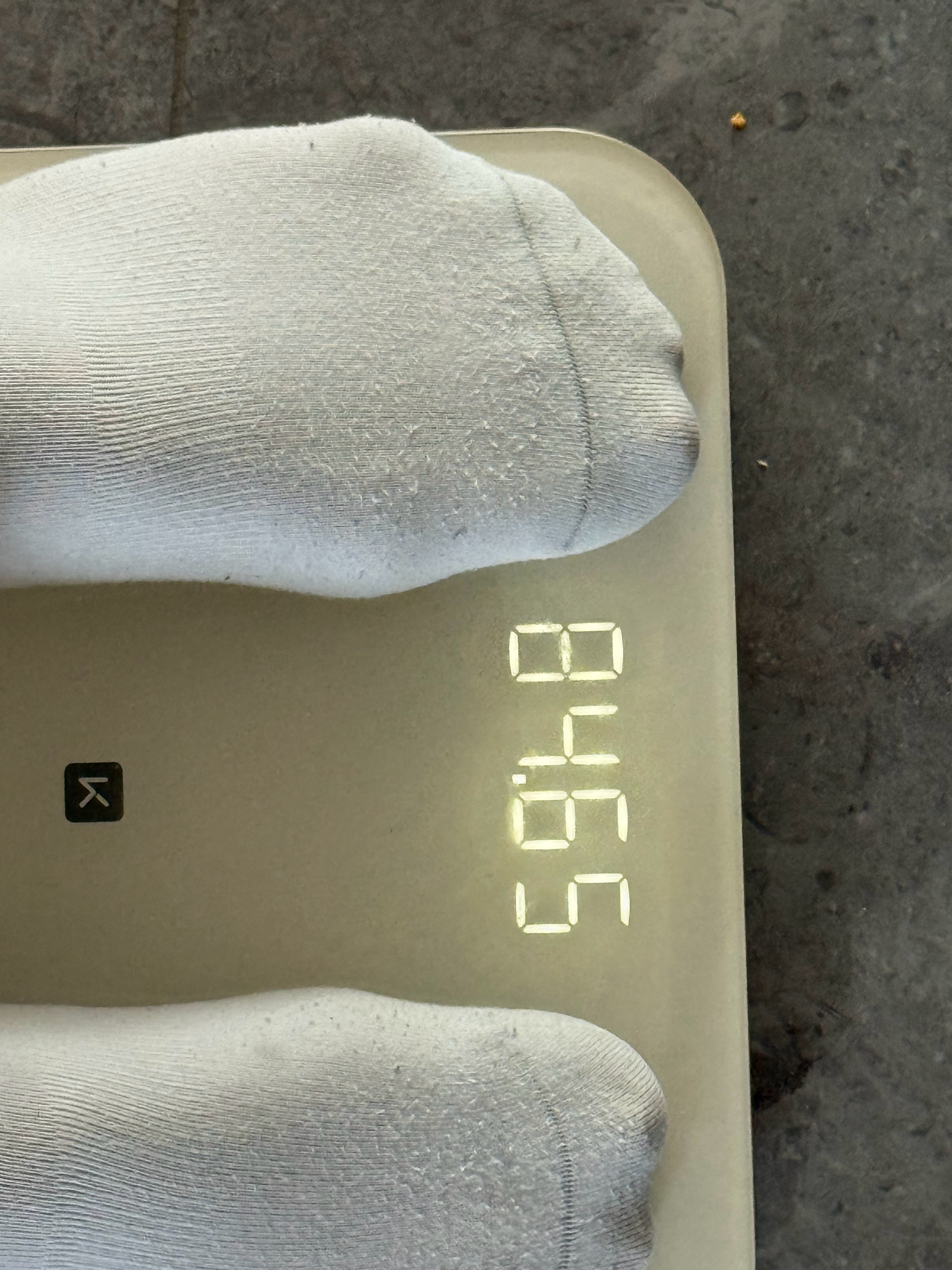 锻炼20天硬是不能突破85公斤，然后肠胃炎一天直接突破…