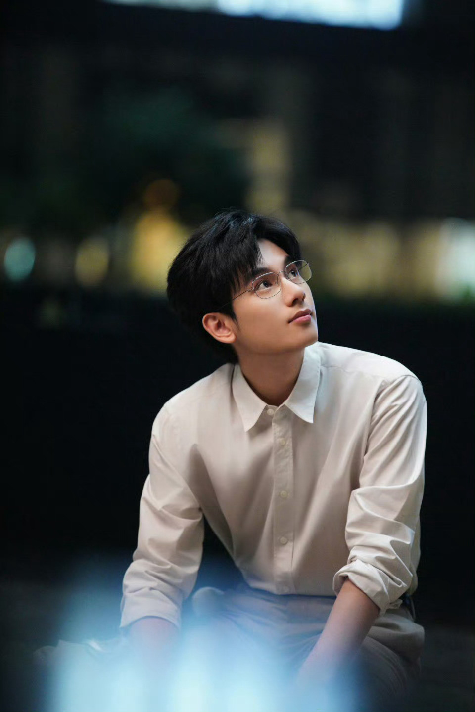 胡先煦智性恋天菜胡先煦真是智性恋顶配！金丝眼镜一戴，瞬间脑性男魅力拉满👓不仅接