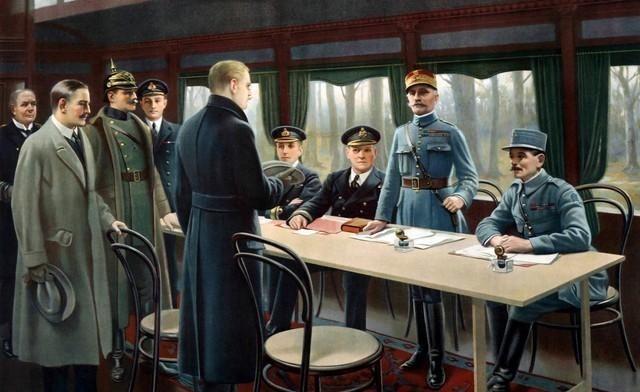 人家军舰开到家门口，炮口都快怼到脸上了，第一反应居然是：快，翻箱倒柜，看看还有多