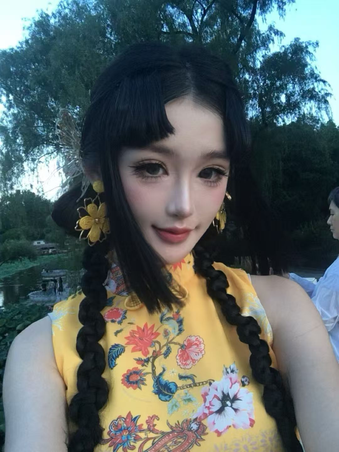 生活手记本宫今日出巡，特许这只小猫咪以此礼相待。😼