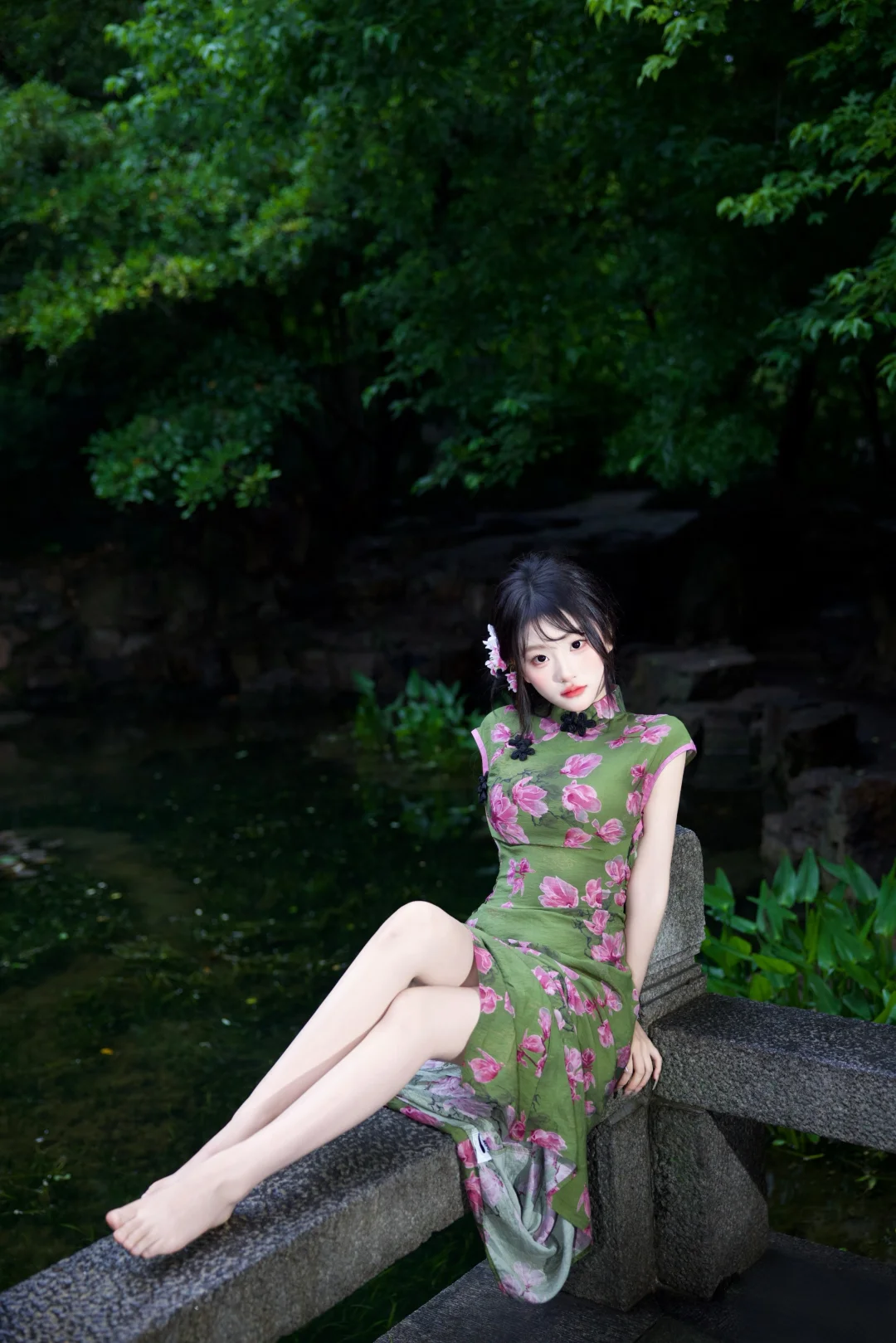 果然还是旗袍有韵味