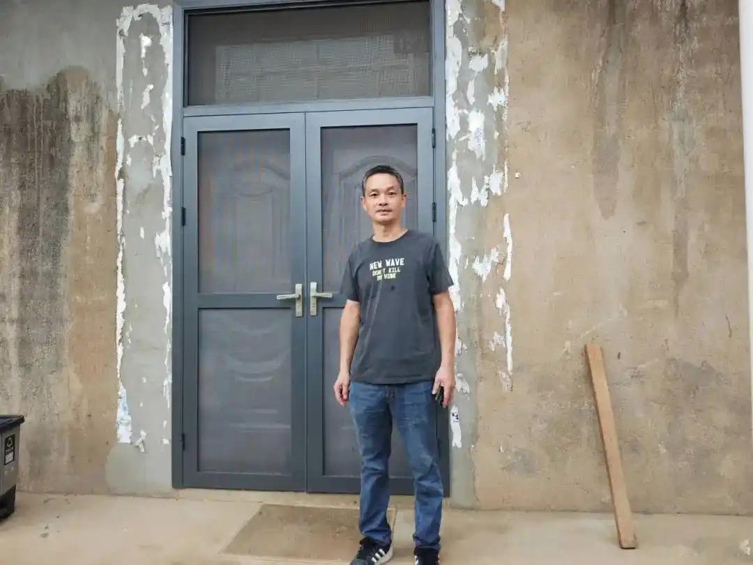 🐼2025年，武汉蔡甸，弟弟猝然离世，百万遗产全权交由哥哥打理。身为装修木