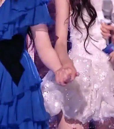 阚清子的小圆手好可爱啊