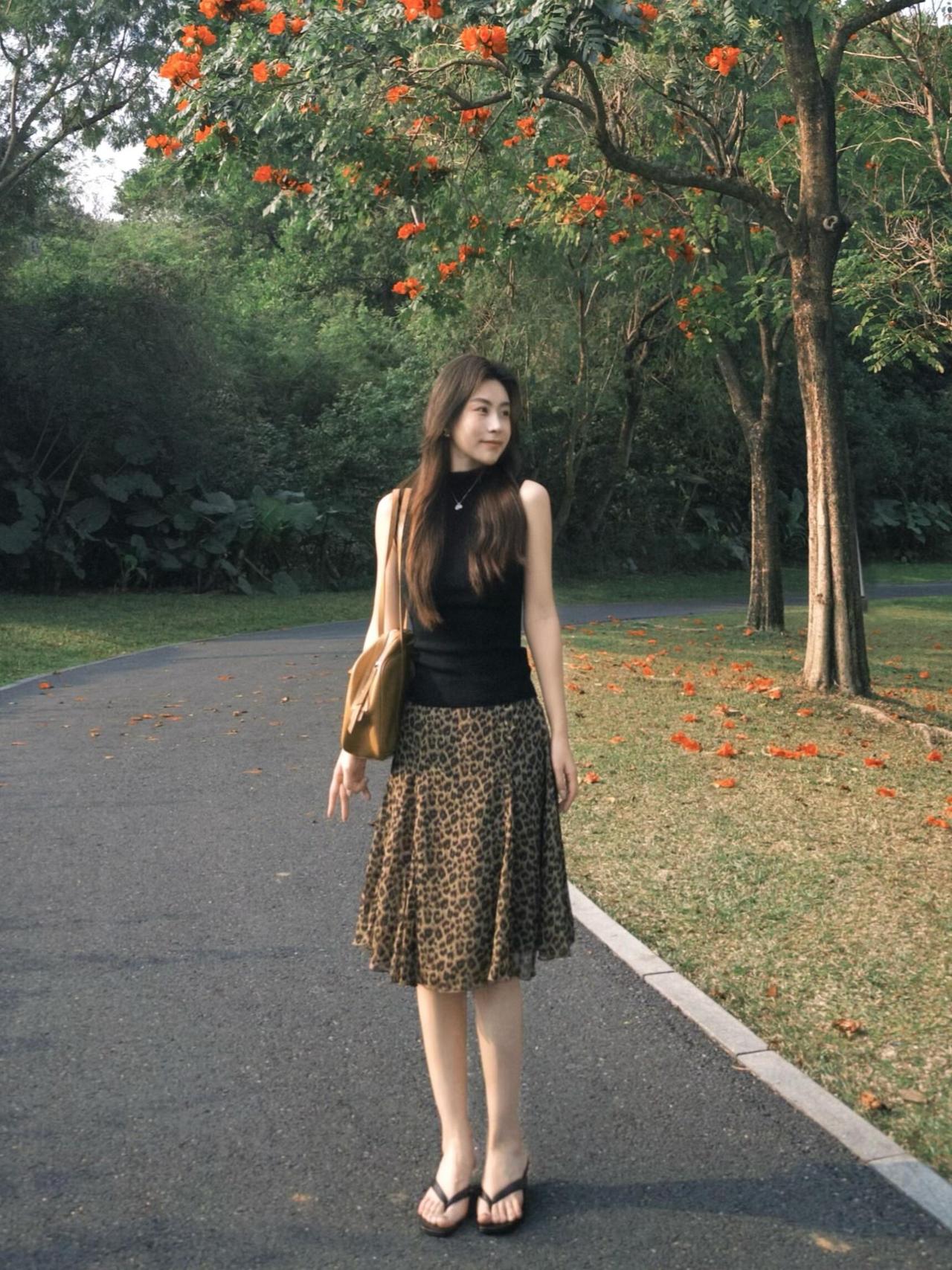 清新淡雅温柔如风，像微风一样舒服自在，不浓烈不刺眼，淡淡美好最动人。温柔如风清