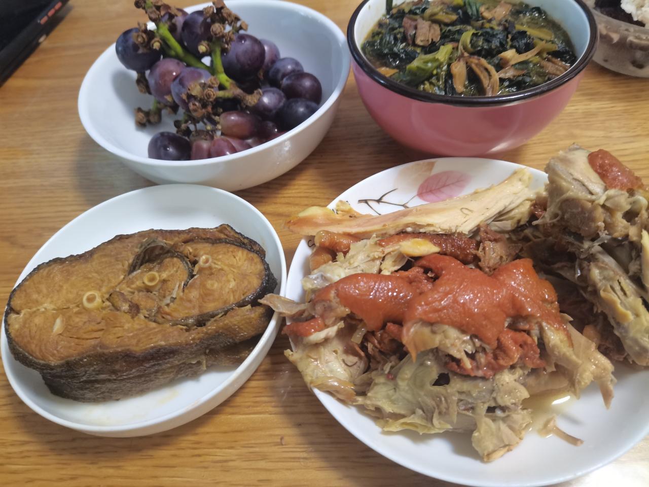 午餐。