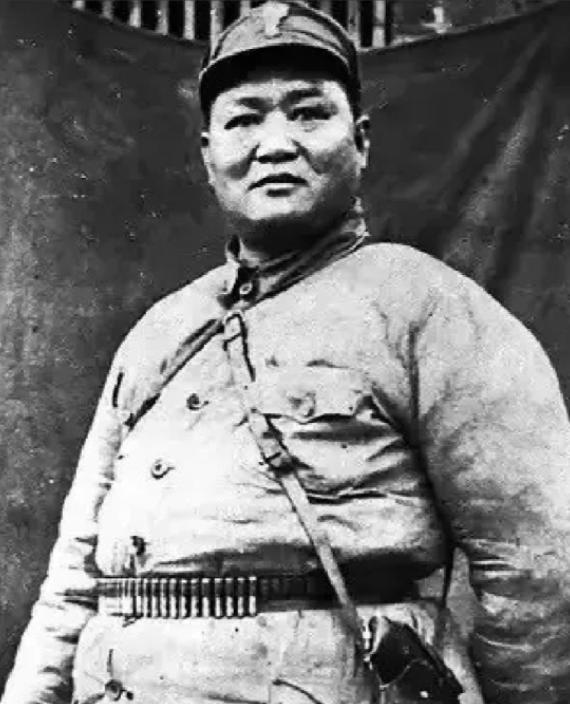 1941年，新四军击毙了100多名日军，不久，日军派人来索要尸体，罗炳辉笑道："