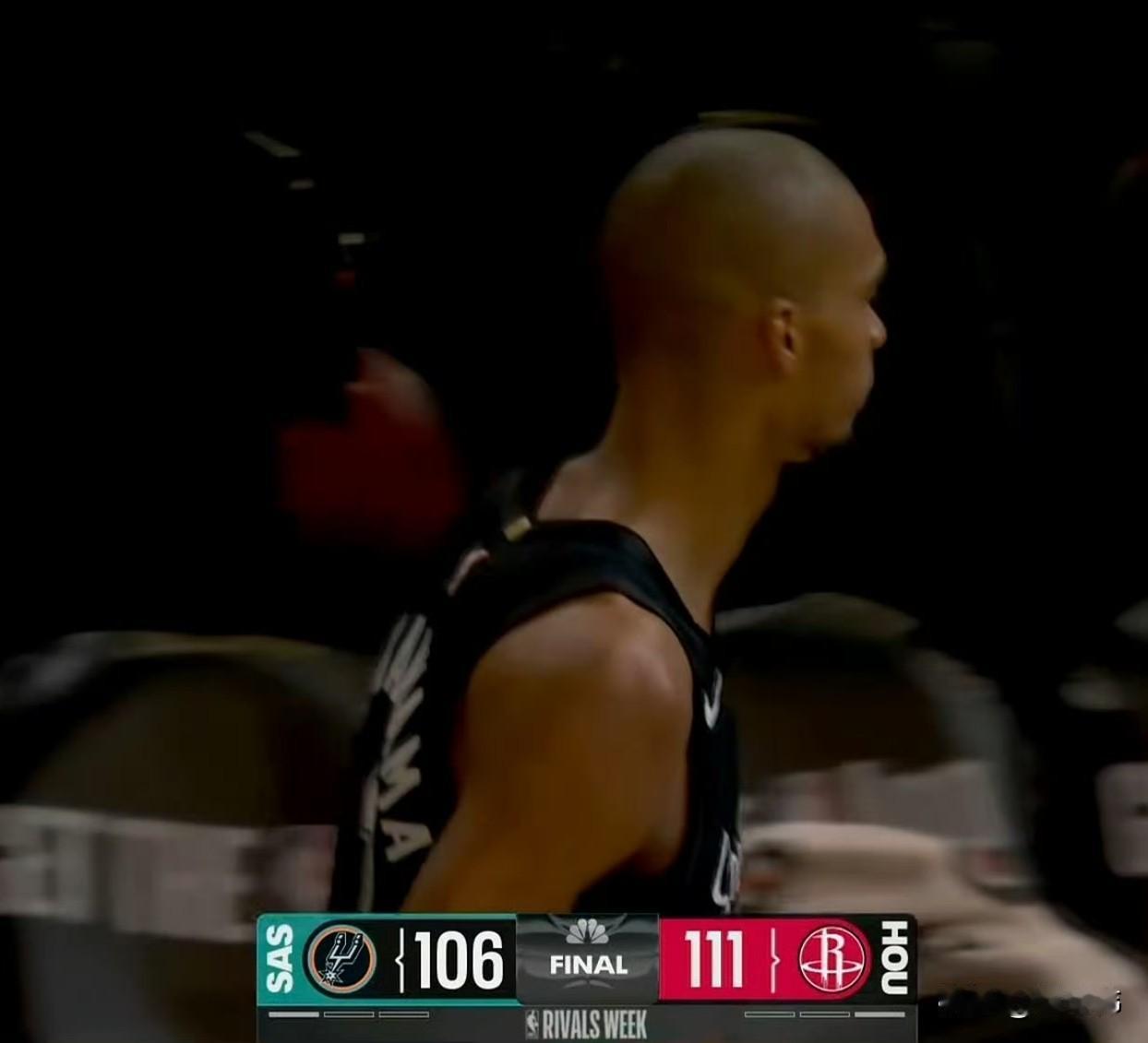 文班亚马谈杜兰特：“KD是我非常喜欢的球员。”“我努力学习他的技术。”