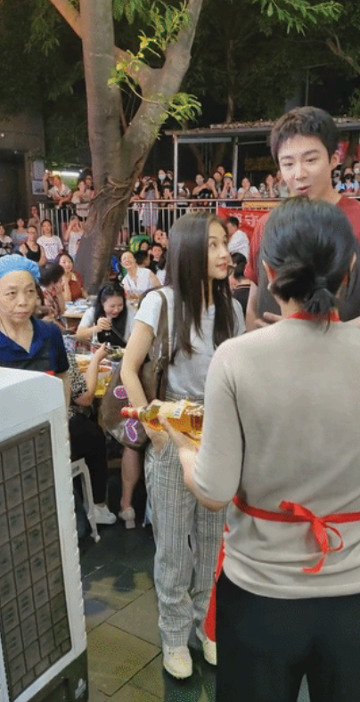 现实中像刘宇宁和王子文这样身高差的情侣到底有没有?!是不是真的很甜?1.60和1