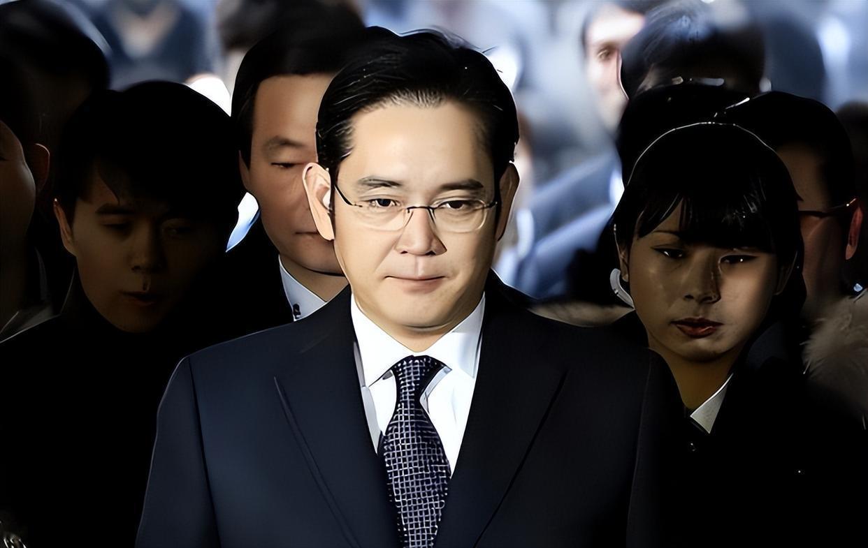 不准踏入中国市场一步？我国下达“逐客令”，三星绝望：放过我们吧！从30%到7