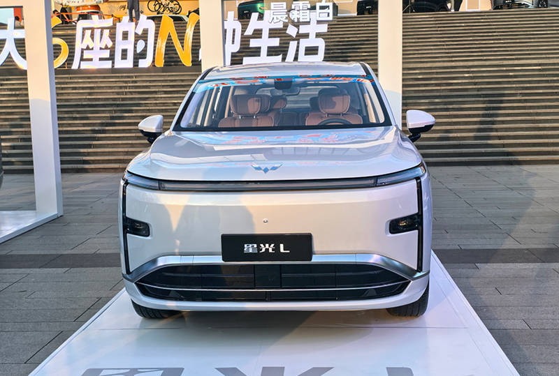 五菱星光L上市：11万级6座中大型插混SUV，精准卡位家庭刚需市场  ...