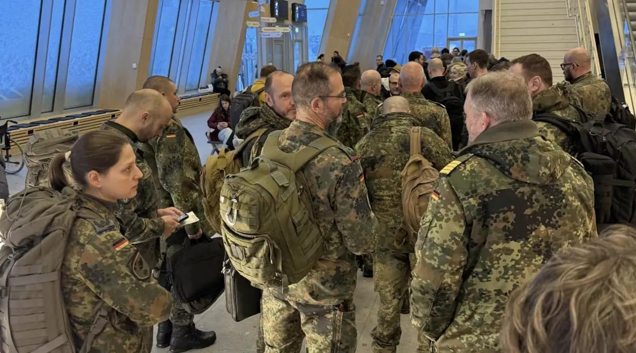 美国刚宣布制裁，德国就丢下丹麦跑了据央视新闻客户端，1月18日，德国派往格