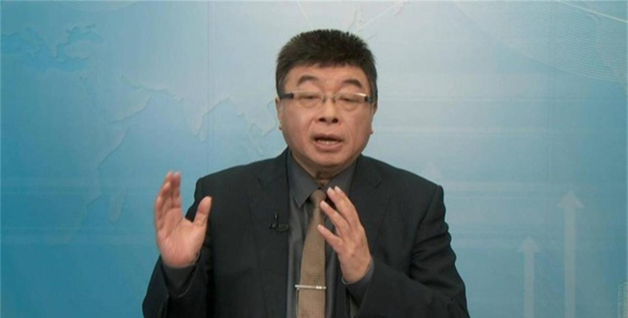 邱毅今天早上发文说，检察官以恐吓罪起诉了馆长，恐吓罪成立的条件是受害人产生恐惧。