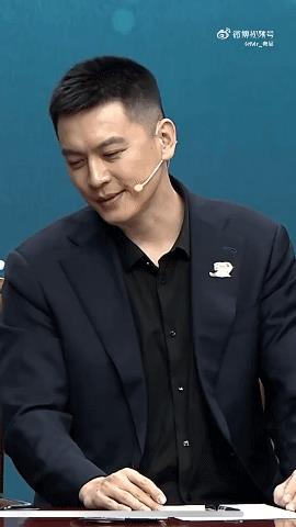 广厦总比分4：2击败北京最终夺冠打脸谁，毫无疑问，我觉得是杨鸣！总决赛首战，北