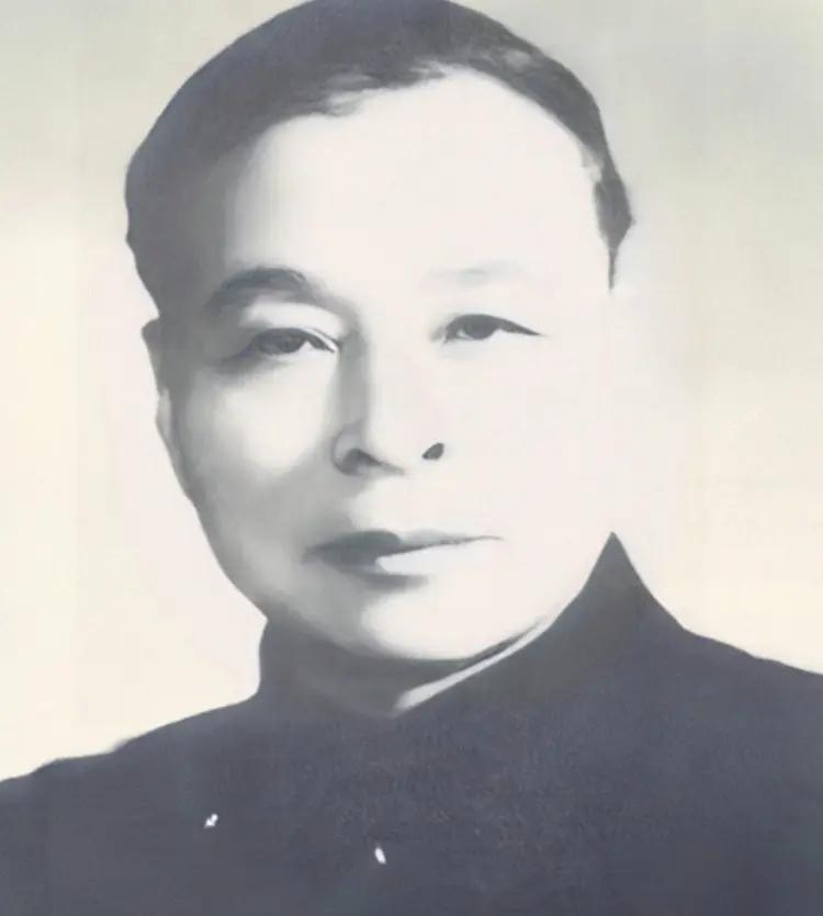 冯景兰（1898年3月9日－1976年9月29日），字淮西，出生于河南省唐河县祁