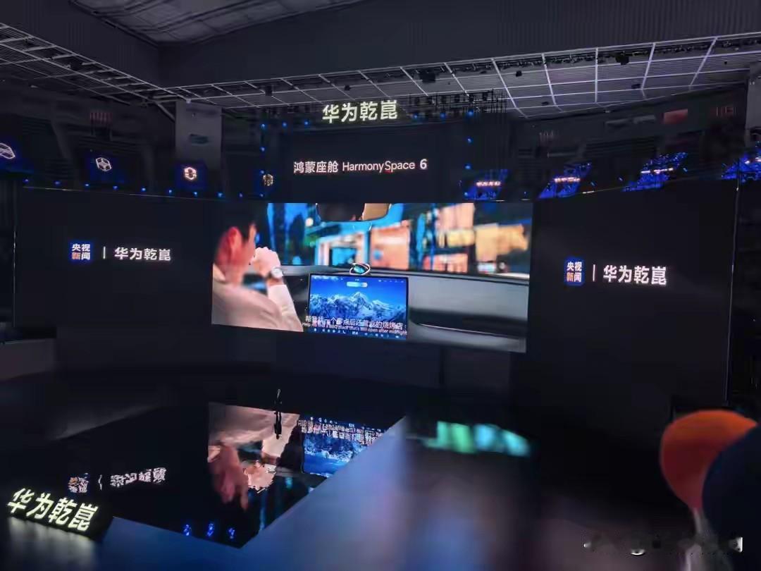 有人说，要百万级——买尊界S800要50万级——买问界M9，要40万级——