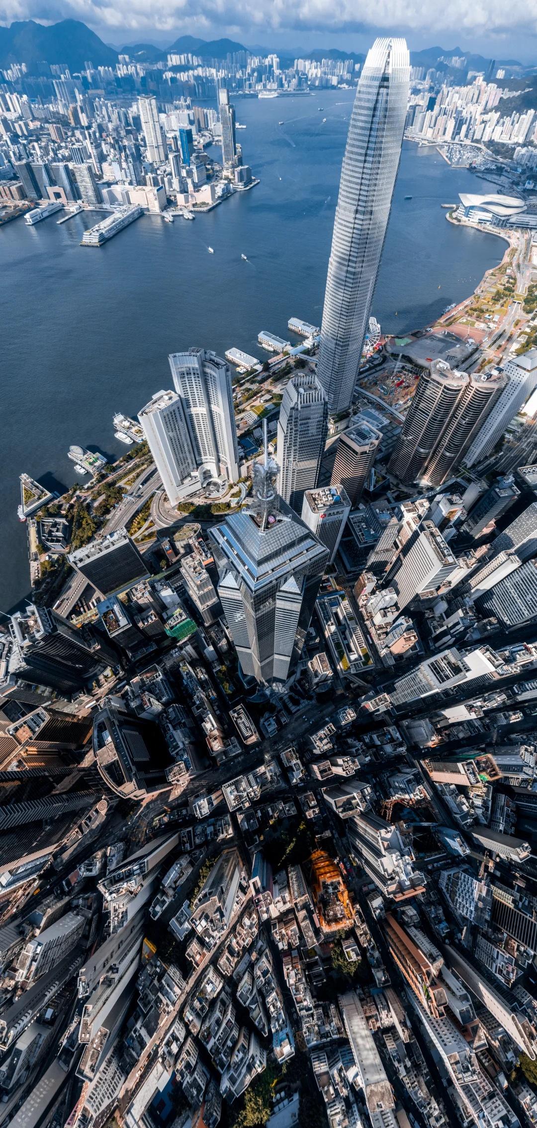 飞跃香港-HongKong：大疆air2s：香港飞跃香港之巅，用无人机俯