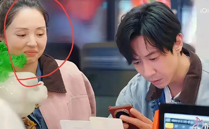董璇在张维伊结账时在旁边瘪嘴这个动作挺败好感的，感觉在这段关系中董璇的心态就没摆