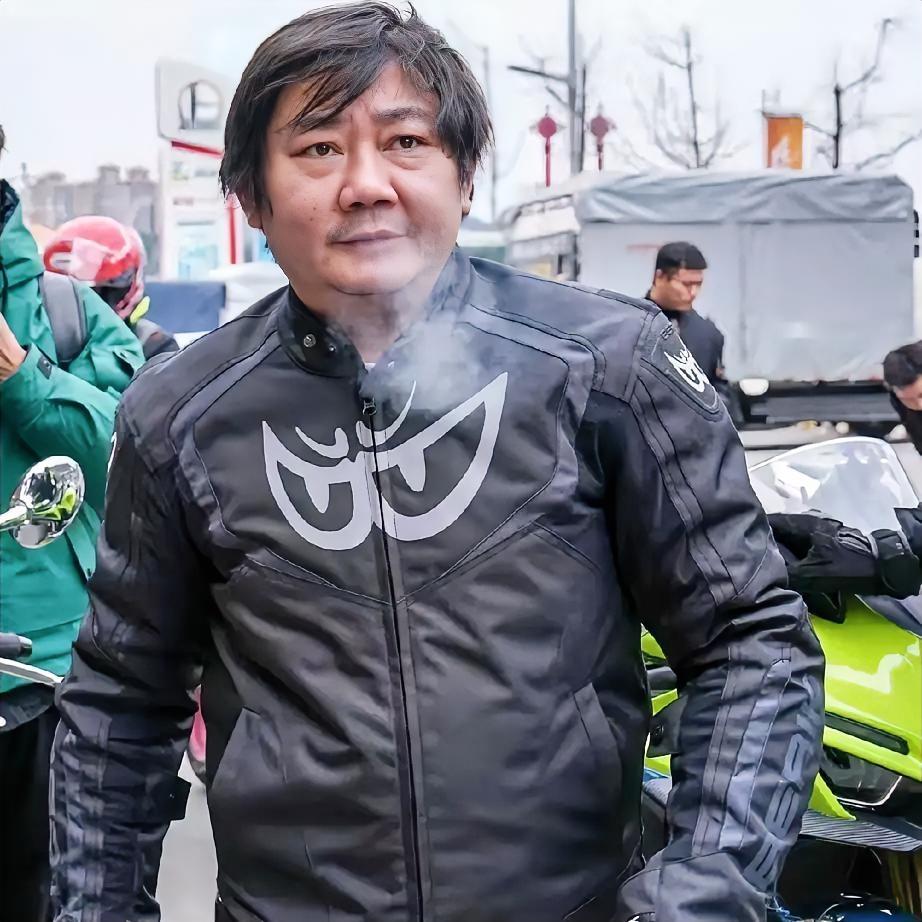 娱乐圈戳心真相：张雪能走到今天，功劳从来不属于资本和父母张雪走到今天，最