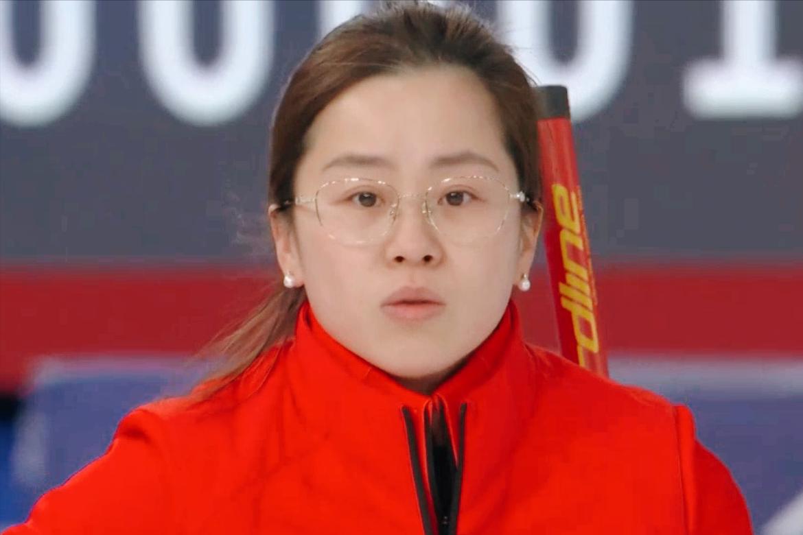 开局1：6落后5分，连赢4局追成6：6，中国女子冰壶队惜败！2月18日下