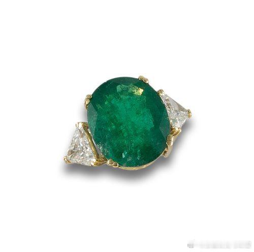 珠宝没想到2026年的第一条珠宝帖是分享比利时王后法比奥拉的订婚戒指被拍卖的消