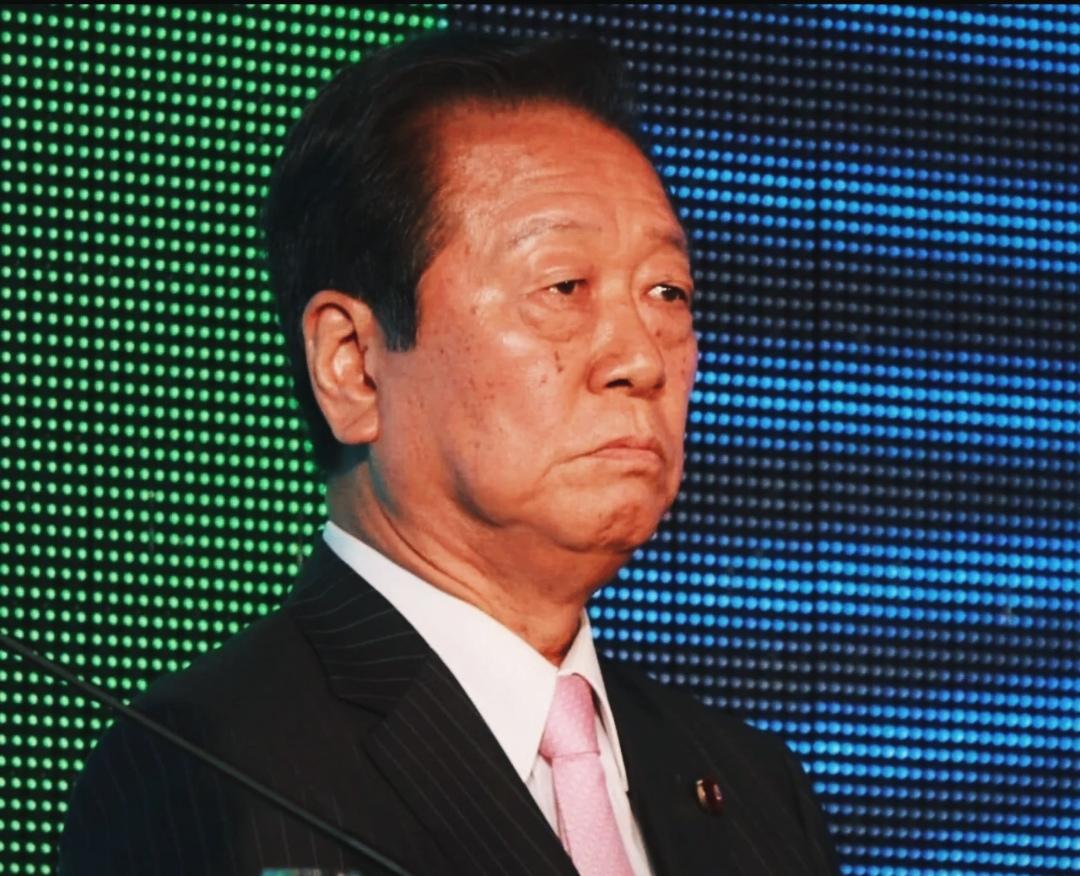 针对小泉在新加坡对华挑衅言论，日本前众议院议员小泽一郎今天（6月1日）怒斥道：