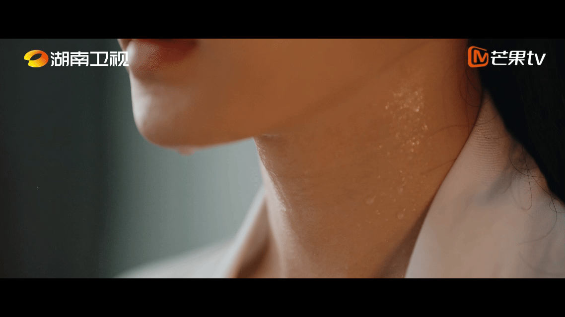 侯明昊湿身镜头侯明昊简直就是极品奶狗的长相狼狗的身材这谁看了不嘶哈嘶哈～​